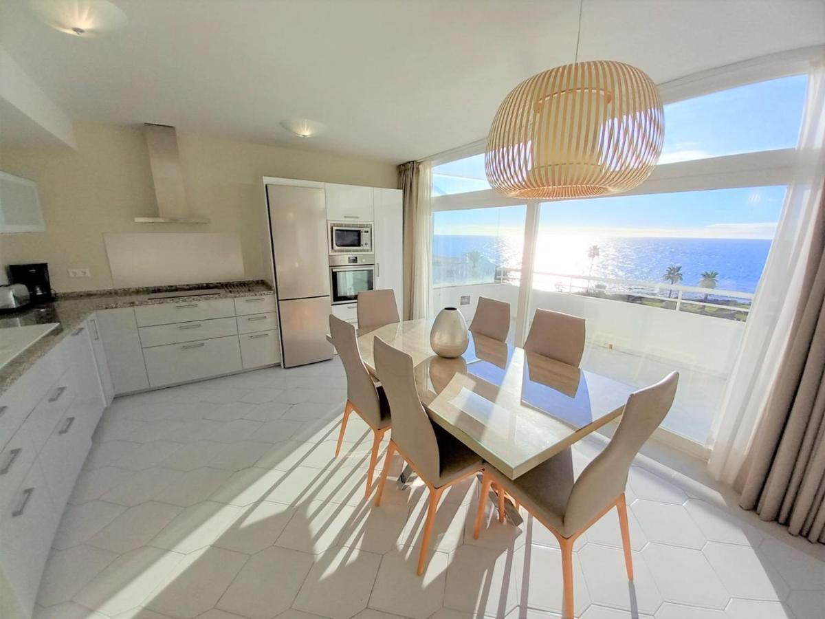 Miraflores Beachfront Penthouse Sitio de Calahonda Bagian luar foto